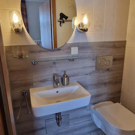 Hotel-restaurant Wilhelmsbad מלון סייסן